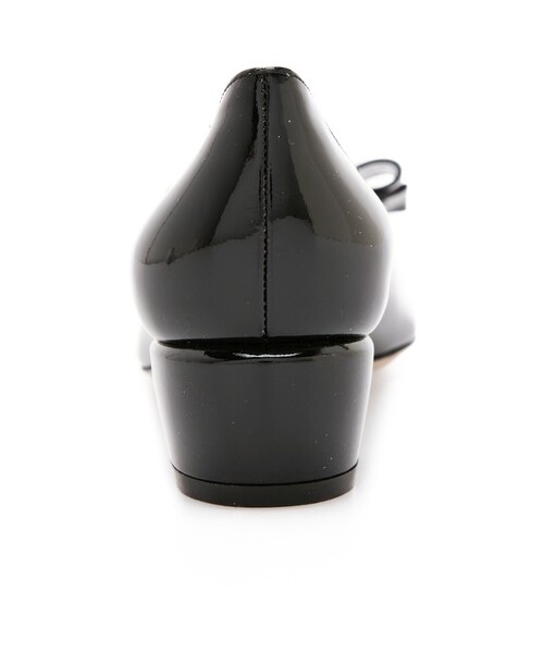 FERRAGAMO(フェラガモ)の「Salvatore Ferragamo Vara Low Pumps(パンプス・Black・10/7/11/5/9/9.5/8.5/6/7.5/8/5.5)」の3枚目の写真