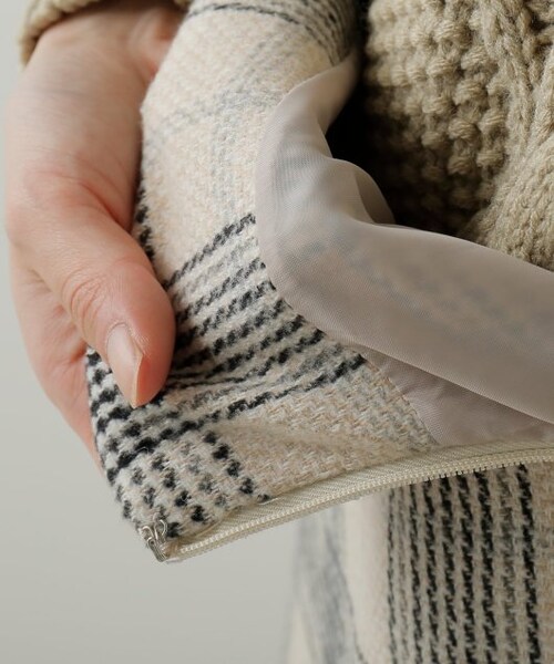 frames RAY CASSIN（フレームスレイカズン）の「BIGチェックAラインスカート（スカート・レディース・ベージュ/ブラウン/オフ白・FREE）」の12枚目の写真