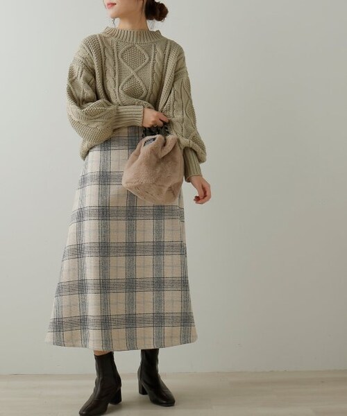 frames RAY CASSIN（フレームスレイカズン）の「BIGチェックAラインスカート（スカート・レディース・ベージュ/ブラウン/オフ白・FREE）」の4枚目の写真
