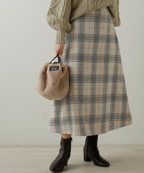 frames RAY CASSIN（フレームスレイカズン）の「BIGチェックAラインスカート（スカート・レディース・ベージュ/ブラウン/オフ白・FREE）」の3枚目の写真
