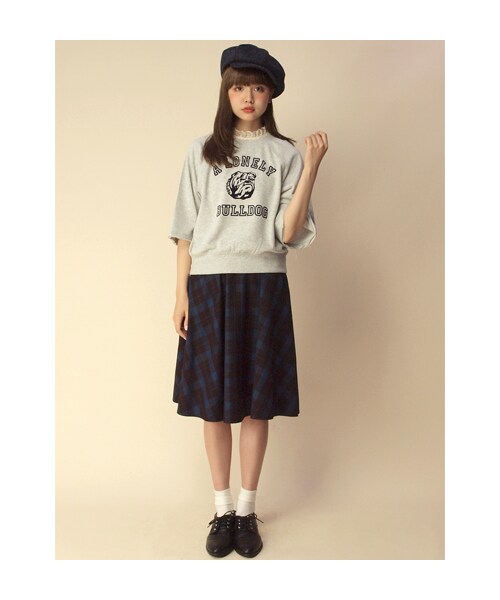 w closet（ダブルクローゼット）の「プリント入り裏毛ラグランプルオーバー（トップス・レディース・オフホワイト/グレー/D.グリーン/ブラック・FREE）」の12枚目の写真