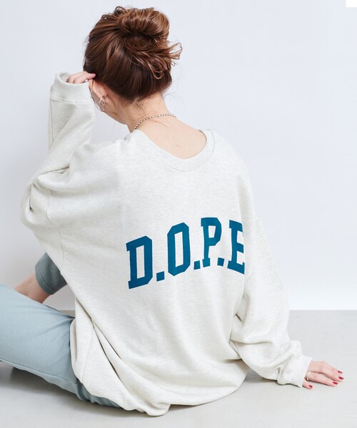 DouDou（ドゥドゥ）の「DOPE ロゴスウェット（Tシャツ/カットソー・レディース・オフホワイト/カーキ/ライトグレー・F）」の2枚目の写真