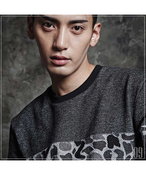 ROMANTIC CROWN（ロマンティッククラウン）の「OUT POCKET CREWNECK（その他・メンズ・BLK・S/M/L/XL）」の6枚目の写真