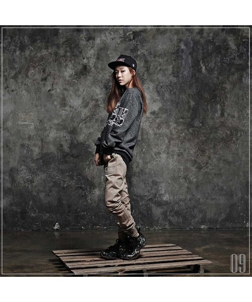 ROMANTIC CROWN（ロマンティッククラウン）の「OUT POCKET CREWNECK（その他・メンズ・BLK・S/M/L/XL）」の5枚目の写真