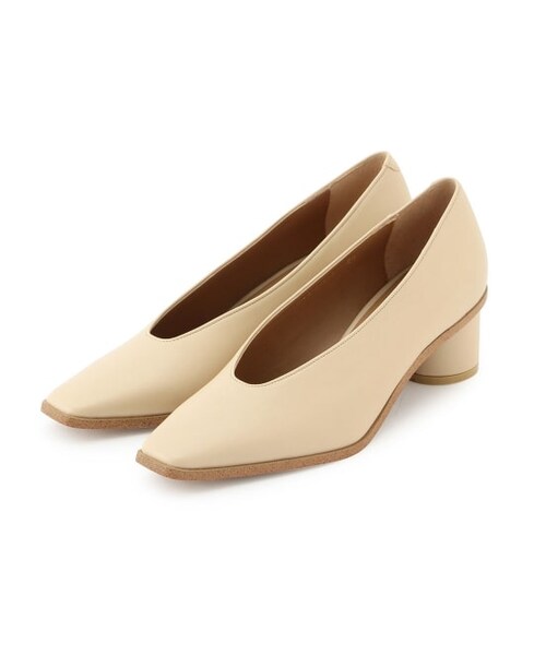 ADAM ET ROPE'（アダムエロペ）の「スリットカットパンプス（シューズ・レディース・ブラック/ベージュ/ホワイト・24.0/23.5/24.5/23.0）」の3枚目の写真