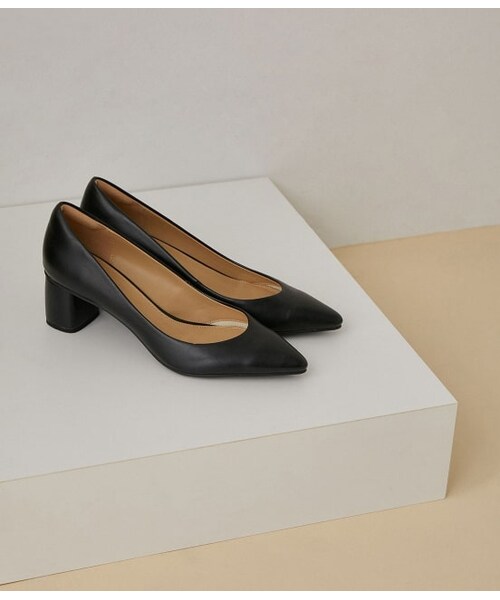 ADAM ET ROPE'(アダムエロペ)の「ブロックヒールボロネーゼパンプス(シューズ・レディース・シルバー/ブラック・23.5/23.0/24.5/25.0/22.5/24.0)」の1枚目の写真