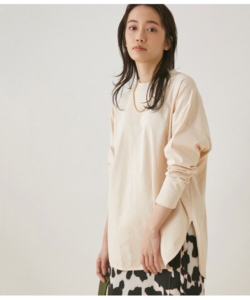 ADAM ET ROPE'（アダムエロペ）の「クルーネックコットンチュニックTEE（トップス・レディース・グレー系/ベージュ/ホワイト・36/38）」の3枚目の写真