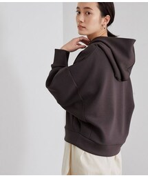 ADAM ET ROPE'（アダムエロペ）の「【WEB限定】ダンボールドルマンフーディー（トップス・レディース）」