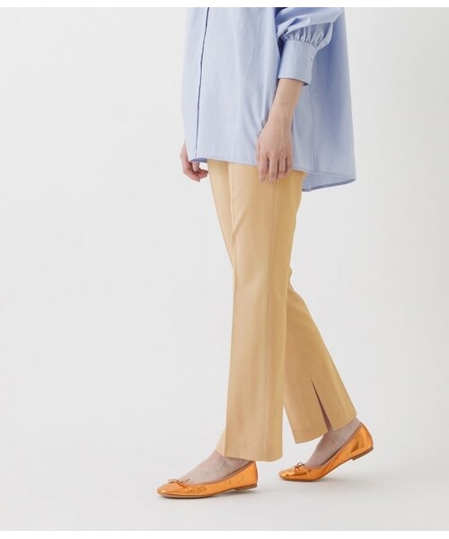 ADAM ET ROPE'（アダムエロペ）の「インサイドスリットスラックス（パンツ・レディース・ラベンダー/イエロー系2/サックス・36/34/38）」の3枚目の写真