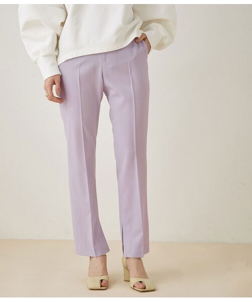 ADAM ET ROPE'（アダムエロペ）の「インサイドスリットスラックス（パンツ・レディース・ラベンダー/イエロー系2/サックス・36/34/38）」の2枚目の写真