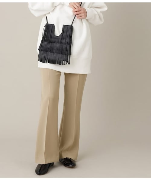 ADAM ET ROPE'（アダムエロペ）の「フレアイージーパンツ（パンツ・レディース・ブルー/ベージュ/ブラック・36/38）」の2枚目の写真