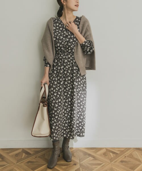 URBAN RESEARCH（アーバンリサーチ）の「復古印花洋裝（ワンピース/ドレス・レディース・薄荷綠/炭灰色・FREE）」の5枚目の写真