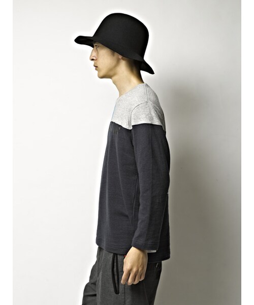 WHIZLIMITED（ウィズリミテッド）の「SPLIT 8/S（トップス・GRY/RED/BLK・M/L/XL）」の3枚目の写真