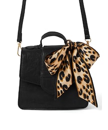 GRL（グレイル）の「2Wayレオパード柄スカーフ付きミニスクエア