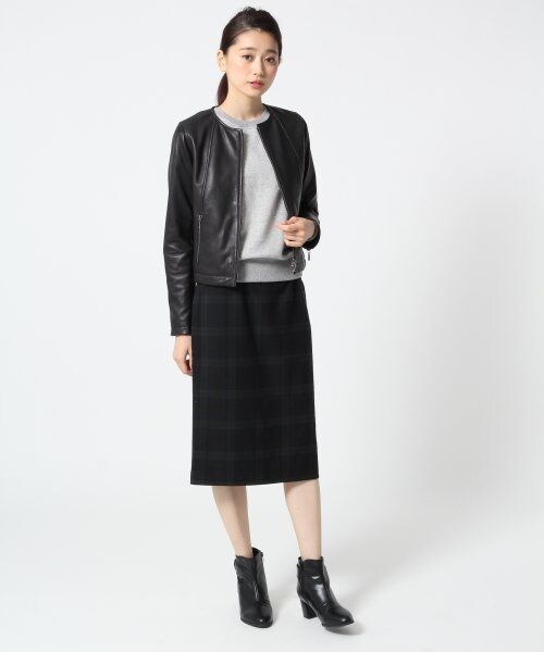 A part by（アパートバイ）の「ＣＨミッドカーフタイトスカート（スカート・レディース・グレー/レッド/ネイビー・Ｍ/Ｌ）」の6枚目の写真