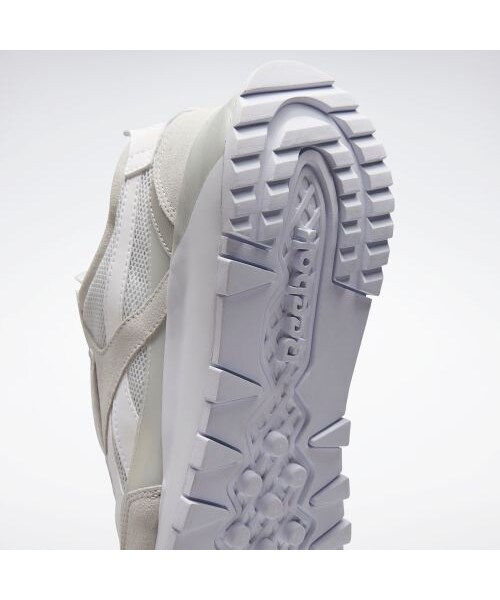 Reebok（リーボック）の「クラシック レザー / Classic Leather Legacy Shoes（シューズ・ブラック/トゥルーグレー/トゥルーグレー(FY7377)/ホワイト/トゥルーグレー/スカルグレー(FY7379)）」の18枚目の写真