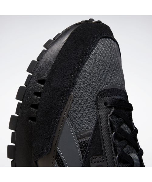 Reebok（リーボック）の「クラシック レザー / Classic Leather Legacy Shoes（シューズ・ブラック/トゥルーグレー/トゥルーグレー(FY7377)/ホワイト/トゥルーグレー/スカルグレー(FY7379)）」の8枚目の写真
