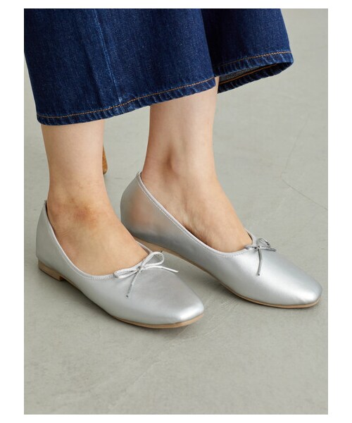 AMERICAN HOLIC（アメリカンホリック）の「【先行予約】ふっくらクッション甲深バレエシューズ（シューズ・アイボリー/シルバー/ブラック/ゴールド/カーキ・S/M/L）」の2枚目の写真