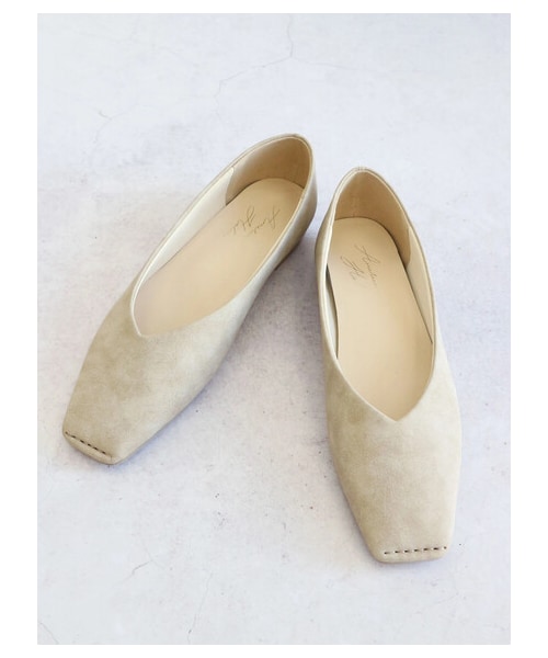 AMERICAN HOLIC（アメリカンホリック）の「【先行予約】ふっくらクッションスクエアステッチフラットシューズ（シューズ・アイボリー/グレー/ブラック/ベージュ/イエロー/ターコイズブルー/ライラック・S/M/L）」の8枚目の写真