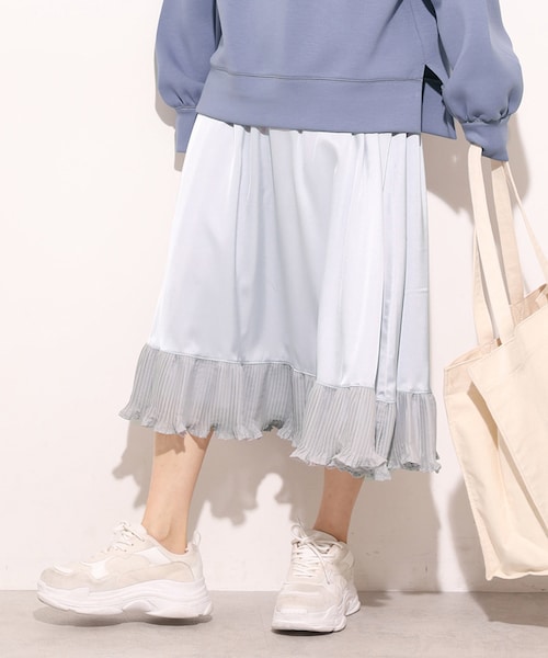 one after another NICE CLAUP（ワンアフターアナザーナイスクラップ）の「リバーシブルスカート（スカート・レディース・ベージュ/ライトグレー/アイボリー/ラベンダー・0）」の2枚目の写真