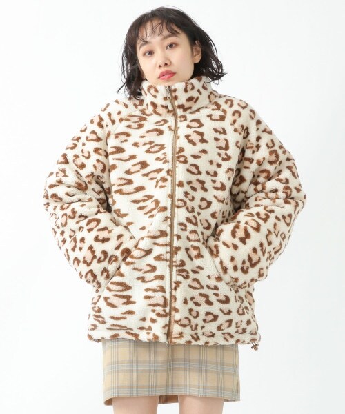 ALAND（エーランド）の「Wai Kei／リバーPADDINGダウンジャケット