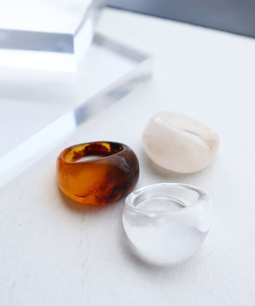 Lattice（Lattice）の「アクリルボリュームリング（リング・レディース・ブラウン/アイボリー/その他・0）」の3枚目の写真