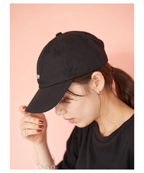 earth music&ecology(アースミュージックアンドエコロジー)の「【Special Price】Lee×earth ロゴ刺繍キャップ(帽子・ブラック/ベージュ/ブラウン・F)」の7枚目の写真