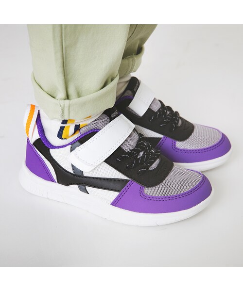 BRANSHES(ブランシェス)の「IFME Light/イフミーライトコラボ配色スニーカー(スニーカー・キッズ・オフホワイト/パープル/ブラック・14cm~21cm)」の3枚目の写真
