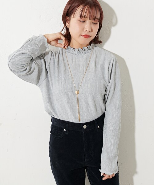 DISCOAT（ディスコート）の「プリーツヨウリュウハイネックロングスリーブ（Tシャツ/カットソー・レディース・エクリュ/ライトグレー/ブラック・F）」の2枚目の写真