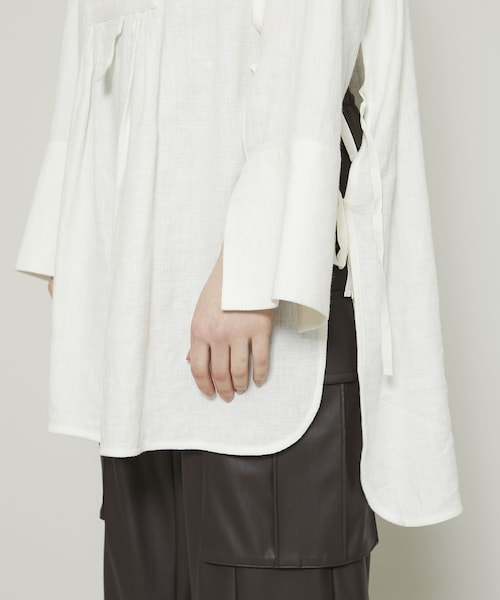 Uhr（ウーア）の「サイドオープンアトリエシャツ(SH191)（）」 - WEAR 