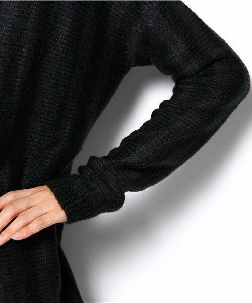 HELIOPOLE（エリオポール）の「MOMONI ストライプ柄後ろボタンニット  