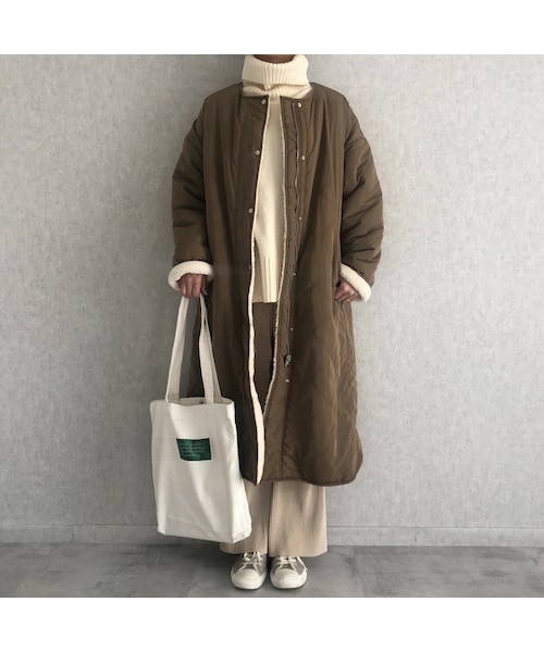 copine（コピン）の「在庫限り！着回し大活躍！ボア×キルティングリバーシブルノーカラーロングコート(3color)（その他アウター・レディース・グリーン/ブラウン・F）」の2枚目の写真