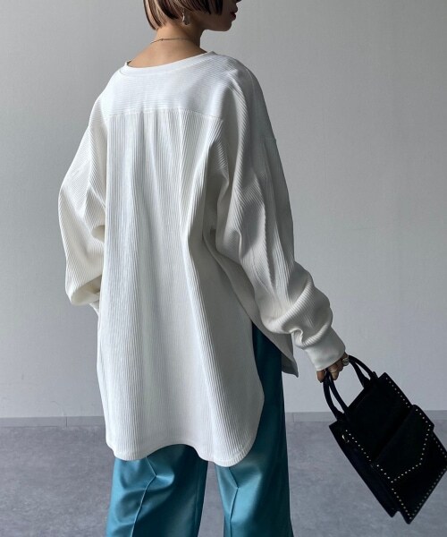 PAGEBOY（ページボーイ）の「【CORE】ヘビーオンスリブプルオーバー（トップス・レディース・オフホワイト/ブラック・FREE）」の5枚目の写真