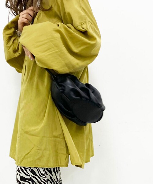 Lattice（Lattice）の「ギャザーデザインバッグ（トートバッグ・レディース・ブラック/アイボリー/シルバー/ブラウン・0）」の2枚目の写真