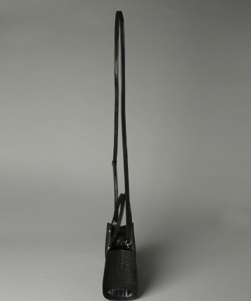 HARE(ハレ)の「スクエアショルダーミニBAG(バッグ・ブラック)」の9枚目の写真