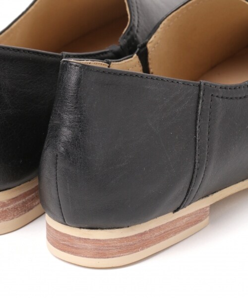 studio CLIP（スタディオクリップ）の「リアルレザーバブーシュ（シューズ・オフホワイト/ブラック）」の9枚目の写真