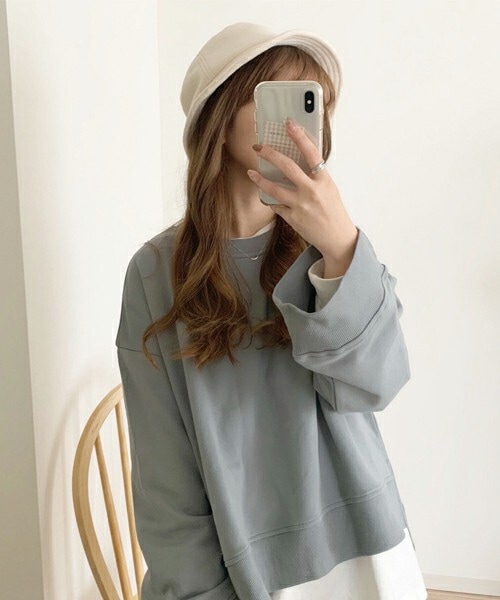 chocomee（チョコミー）の「ワイドスリーブスウェット（スウェット・レディース・グレー/ベージュ/ブルー・FREE）」の3枚目の写真