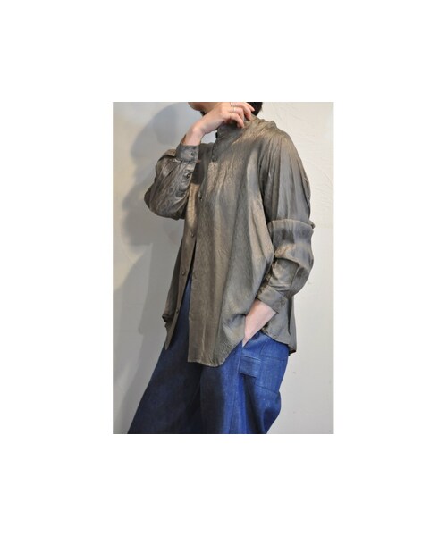 hippiness（ヒッピネス）の「キュプラAラインシャツ（シャツ/ブラウス・レディース・ブラック/グリーン/ブラウン・one）」の3枚目の写真