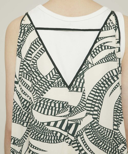 muller of yoshiokubo（ミュラーオブヨシオクボ）の「エングレーブキャミドレス (MLS21605)（ワンピース/ドレス・レディース・GREEN・36/38）」の7枚目の写真