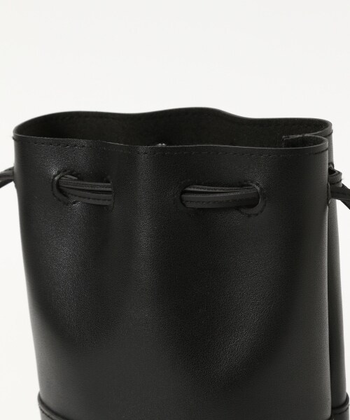 LOWRYS FARM(ローリーズファーム)の「FレザーキンチャクBAG(バッグ・ブラック/ベージュ)」の9枚目の写真