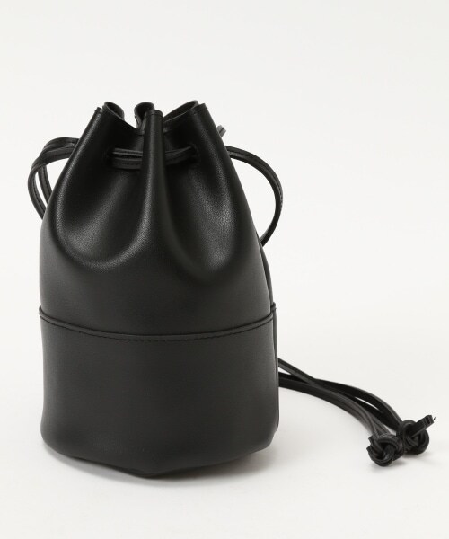 LOWRYS FARM(ローリーズファーム)の「FレザーキンチャクBAG(バッグ・ブラック/ベージュ)」の6枚目の写真