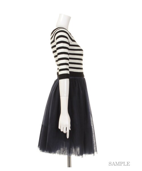 LILY BROWN（リリーブラウン）の「[2014AW MOOK限定]クロップドニットコンビチュールスカート（トップス＋ボトムセット・レディース・GRY/NVY・F）」の5枚目の写真