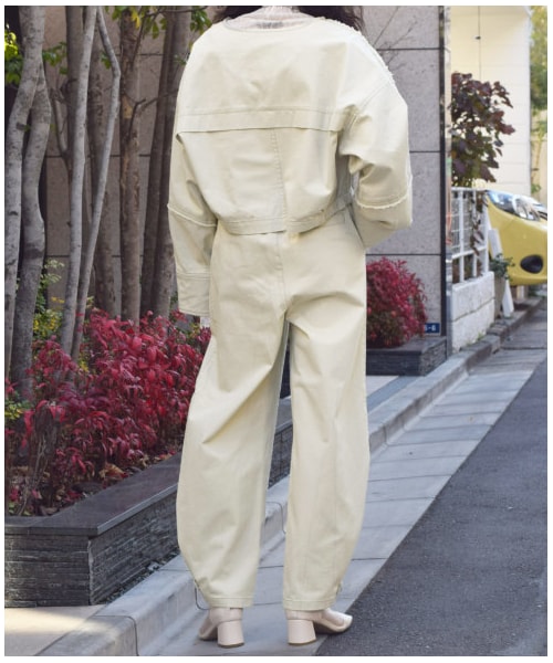 w closet(ダブルクローゼット)の「配色ステッチ袖ボリュームショートジャケット【2月中旬入荷】(ジャケット/アウター・レディース・Lベージュ/カーキ・FREE/M/L)」の8枚目の写真