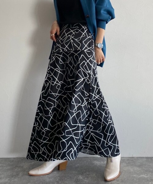 PAGEBOY（ページボーイ）の「【WEB先行予約】ラインアートマーメイドスカート（スカート・レディース・ブラック/グレージュ・F）」の3枚目の写真