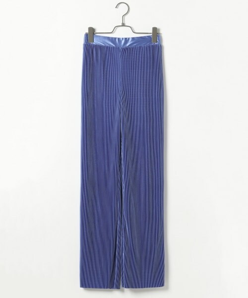 PAGEBOY（ページボーイ）の「フリーカットプリーツパンツ（パンツ・レディース・ブラック/グレージュ/オリーブ/オーシャン・F）」の4枚目の写真