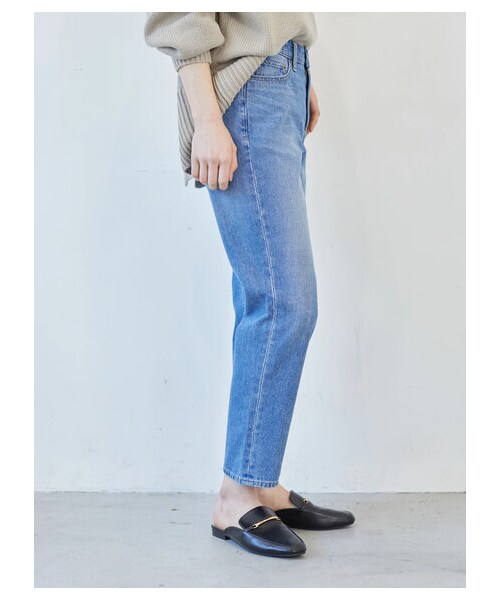 earth music&ecology(アースミュージックアンドエコロジー)の「COTTON USAデニムパンツ(テーパード)(パンツ・ミディアムインディゴ/ダークインディゴ・S/M/L)」の4枚目の写真