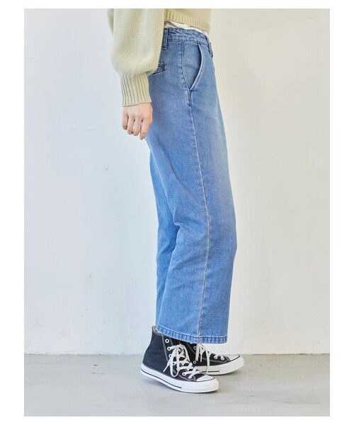 earth music&ecology(アースミュージックアンドエコロジー)の「COTTON USAデニムパンツ(フレア)(パンツ・ミディアムインディゴ/ダークインディゴ・S/M/L)」の3枚目の写真