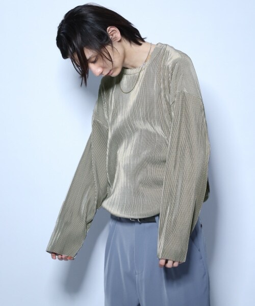 HARE（ハレ）の「プリーツプルオーバー（トップス・ブラック/グレー/ライトグリーン）」の2枚目の写真