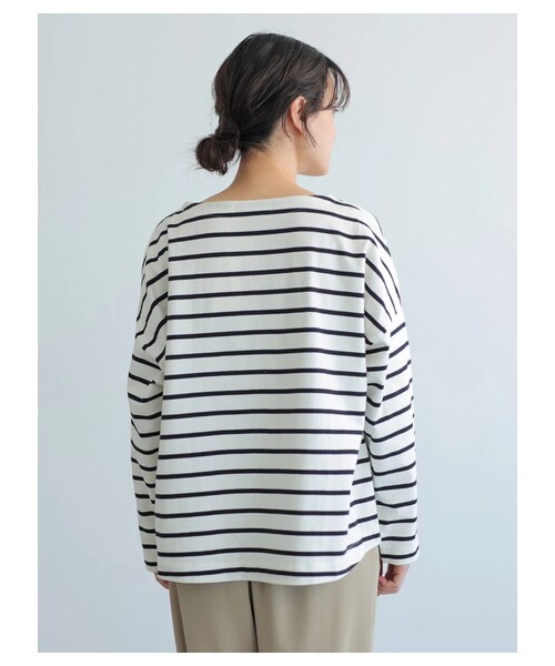 AMERICAN HOLIC（アメリカンホリック）の「ベビーウエイトボーダーボートネックプルオーバー（トップス・アイボリー/ピンク/イエロー/サックスブルー/ネイビー・M/L）」の4枚目の写真