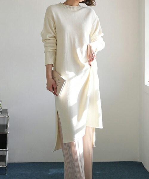 DHOLIC（ディーホリック）の「ストラップ付ニットワンピース（ワンピース・レディース・ベージュ/ホワイト・ONESIZE）」の2枚目の写真